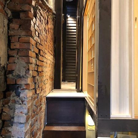 台甕茶室青年旅館 Tai-Wong Tatami Room Hostel Tainan Eksteriør billede