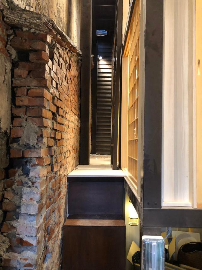 台甕茶室青年旅館 Tai-Wong Tatami Room Hostel Tainan Eksteriør billede