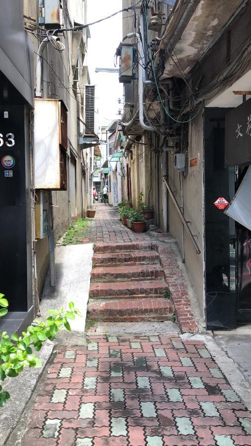 台甕茶室青年旅館 Tai-Wong Tatami Room Hostel Tainan Eksteriør billede