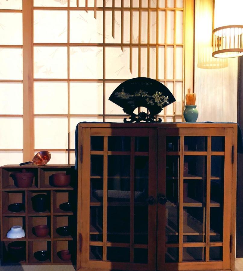 台甕茶室青年旅館 Tai-Wong Tatami Room Hostel Tainan Eksteriør billede