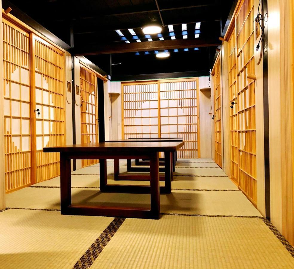 台甕茶室青年旅館 Tai-Wong Tatami Room Hostel Tainan Eksteriør billede