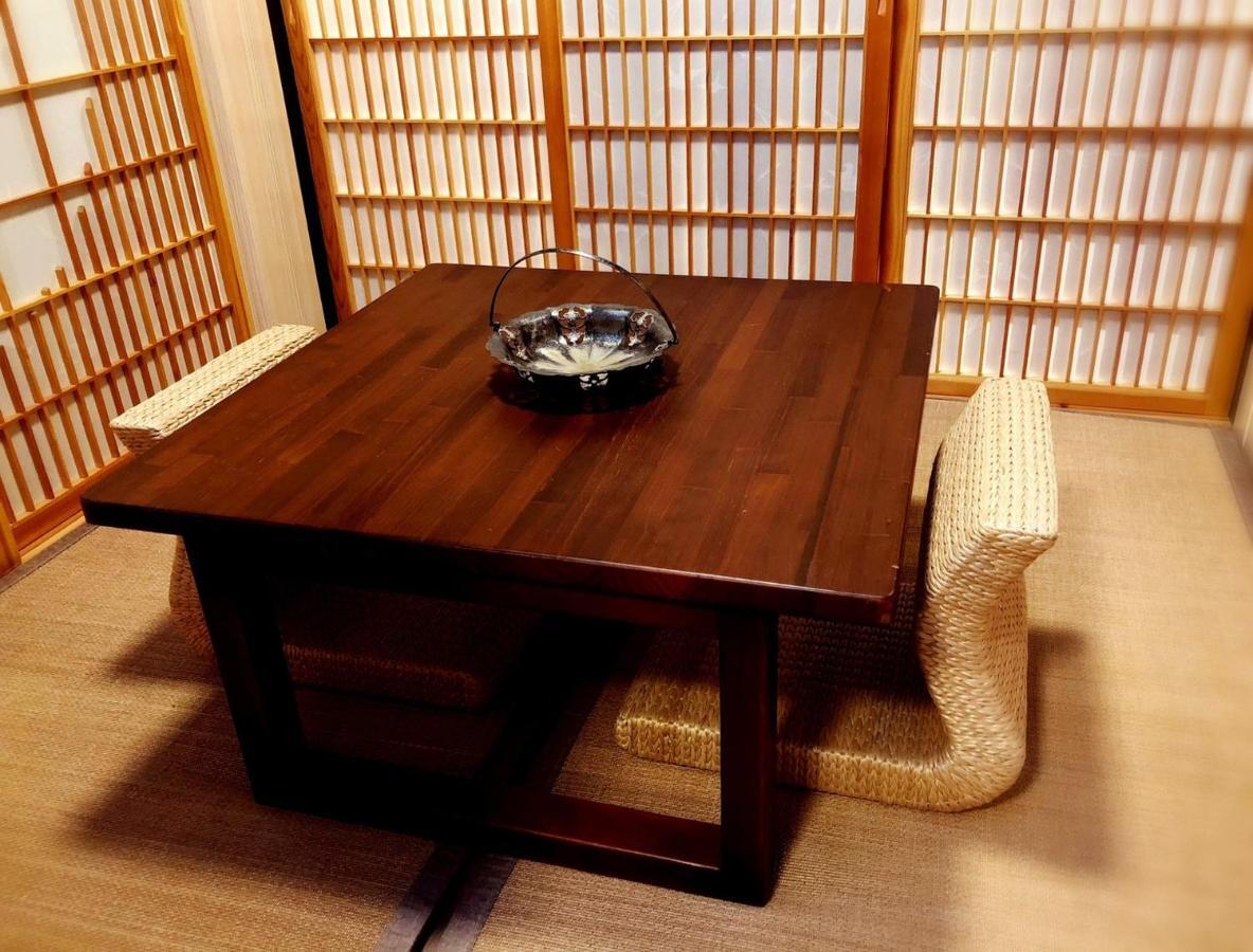 台甕茶室青年旅館 Tai-Wong Tatami Room Hostel Tainan Eksteriør billede