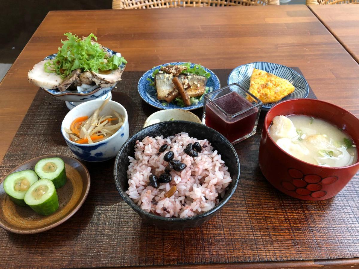 台甕茶室青年旅館 Tai-Wong Tatami Room Hostel Tainan Eksteriør billede